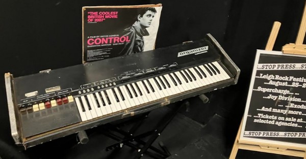 REVIEW: New Dawn Fades at the Everyman Theatre